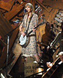 Taylor Swift テイラー・スウィフト
