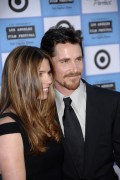 Кристиан Бэйл (Christian Bale) 2009-06-23 At Public Enemies Premiere in LA - 184xHQ 0856af207600267