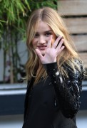 Rosie Huntington Whiteley ロージー・ハンティントン・ホワイトレー
