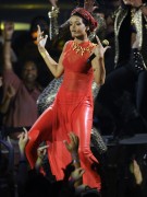 Рианна (Rihanna) performs Cockiness during the 2012 MTV Video Music Awards in L.A. 7.9.2012 (33xHQ) 5ed809209778309